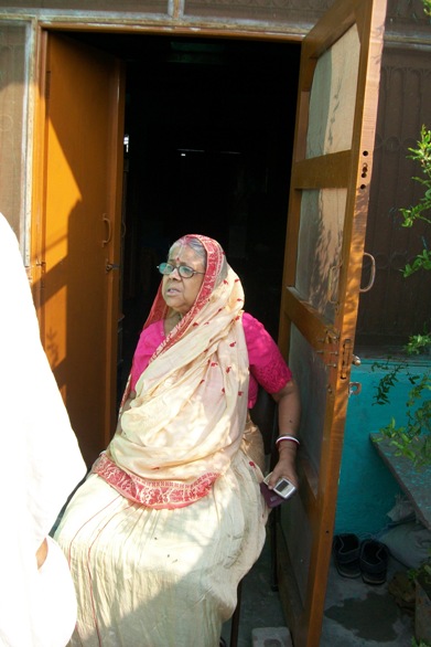 The last time i saw Ma with shankha and sindoor