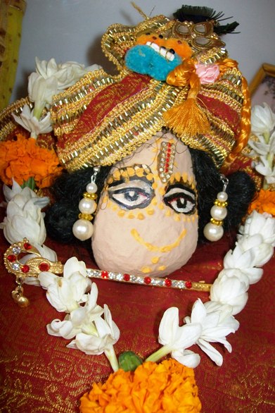 Giriraj with flute