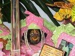 Giriraj Maharaj - all pinky pink